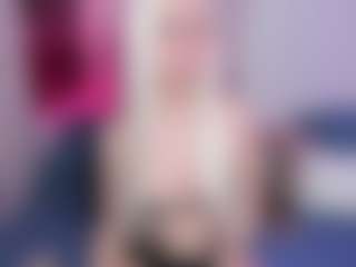 Live cam show with emilyhick - Glasses on livesuperchat.net