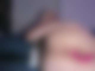 Live cam show with emilyhick - Average on Streamer API