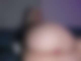 emilyhick's Live Sex Cam Show