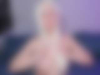 Live cam show with emilyhick - Smoking on https://playwithruby.com