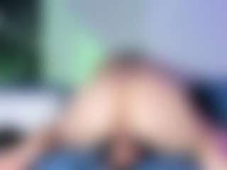 emilyhick's Live Sex Cam Show