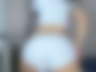 Live cam show with emilyhick - Public Toys on Gym Cam Girls