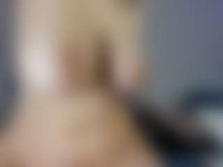 emilyhick's Live Sex Cam Show
