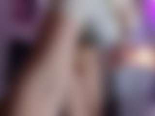 emilyhick's Live Sex Cam Show