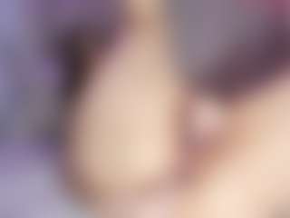 emilyhick's Live Sex Cam Show