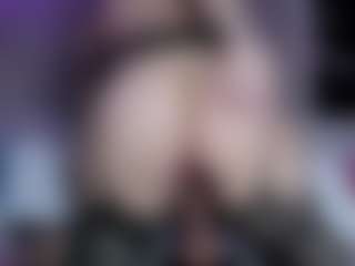 emilyhick's Live Sex Cam Show