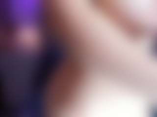 emilyhick's Live Sex Cam Show