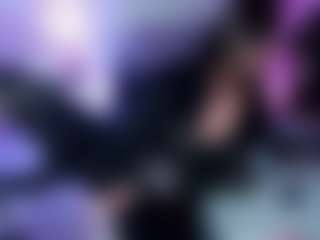 Live cam show with Megan - Deepthroat on CamClone