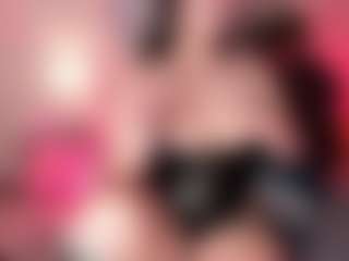 Live cam show with Megan - Fingers on madthumbs