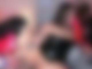 Live cam show with Megan - Oil on Gym Cam Girls