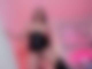 Live cam show with Megan - Milk on Livezox