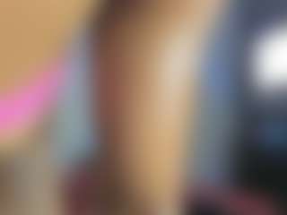 Live cam show with YAYA - Full Nudity on TeamSkeetLive