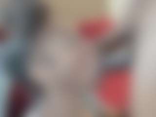 Live cam show with YAYA - Tight on Milfs Live