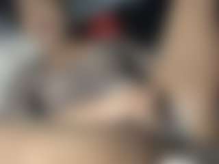 Live cam show with YAYA - Play on Dare Cams