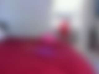 Live cam show with YAYA - Thong on camwithhim.com