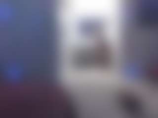 Live cam show with YAYA - Skinny Ebony on Camming Site