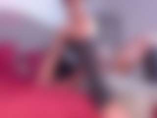 YAYA's Live Sex Cam Show