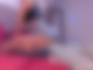 YAYA's Live Sex Cam Show