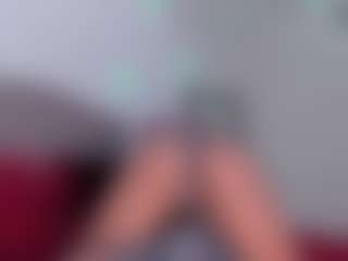 Live cam show with YAYA - Lush on Camsoda