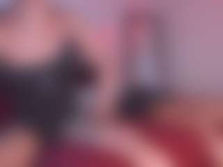 Live cam show with YAYA - HD on Camsoda