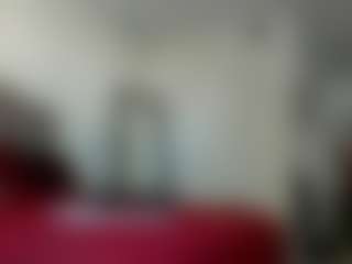 Live cam show with YAYA - Tight on AdultVida.com