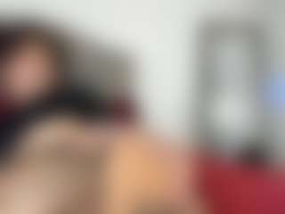 YAYA's Live Sex Cam Show