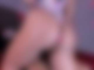 YAYA's Live Sex Cam Show