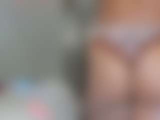 Live cam show with YAYA - Fingering on CSO-WL