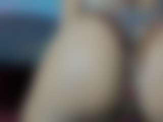 YAYA's Live Sex Cam Show