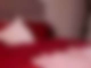 Live cam show with YAYA - Mature on Camsoda