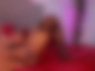 YAYA's Live Sex Cam Show