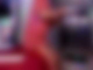 Live cam show with YAYA - Black Petite on Mixed Magazine Live