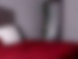 Live cam show with YAYA - Thong on live18s.com