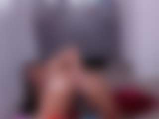YAYA's Live Sex Cam Show