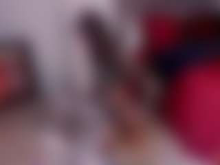 Live cam show with YAYA - Play on CamClone