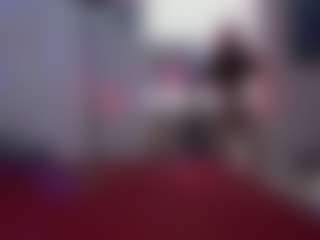 Live cam show with YAYA - Creamy on CamwithHer