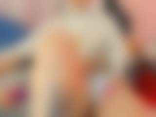 Live cam show with AishaAmin - Public on fapnchat
