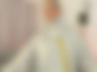 Live cam show with AishaAmin - Average on Free Soda