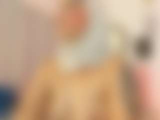 AishaAmin's Live Sex Cam Show