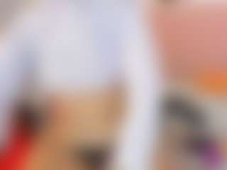 Live cam show with AishaAmin - Average on Camsoda