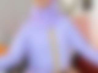 Live cam show with AishaAmin - Cosplay MILF on Latina Girls