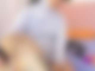 Live cam show with AishaAmin - Office on Camsoda