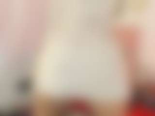 Live cam show with AishaAmin - Amateur on Camsoda
