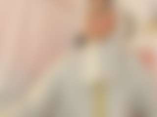 Live cam show with AishaAmin - Amateur on Camsoda