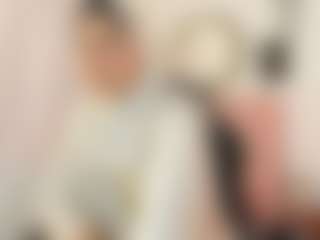 Spettacolo in cam dal vivo con AishaAmin - Arab su Camsoda