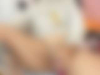 Live cam show with AishaAmin - White MILF on slutload | colombia