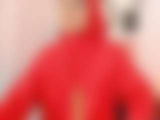 Live cam show with AishaAmin - Average on Hubzter Live