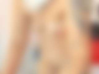 Live cam show with AishaAmin - Cosplay Granny on Dare Cams