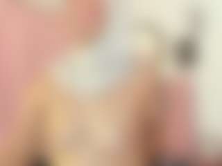 Live cam show with AishaAmin - Brown Eyes Toys on Camsoda