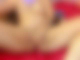 Live cam show with AishaAmin - Public on Camsoda